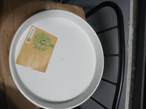 Dĩa nhựa dày, chắc chắn, giá rẻ bất ngờ :)