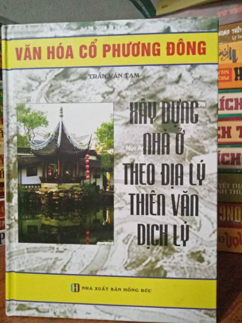 sách đẹp, giá tốt. Điểm trừ là shop giao hàng quá lâu