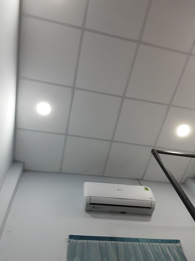 Màu sắc nhìn như hàng trung quốc