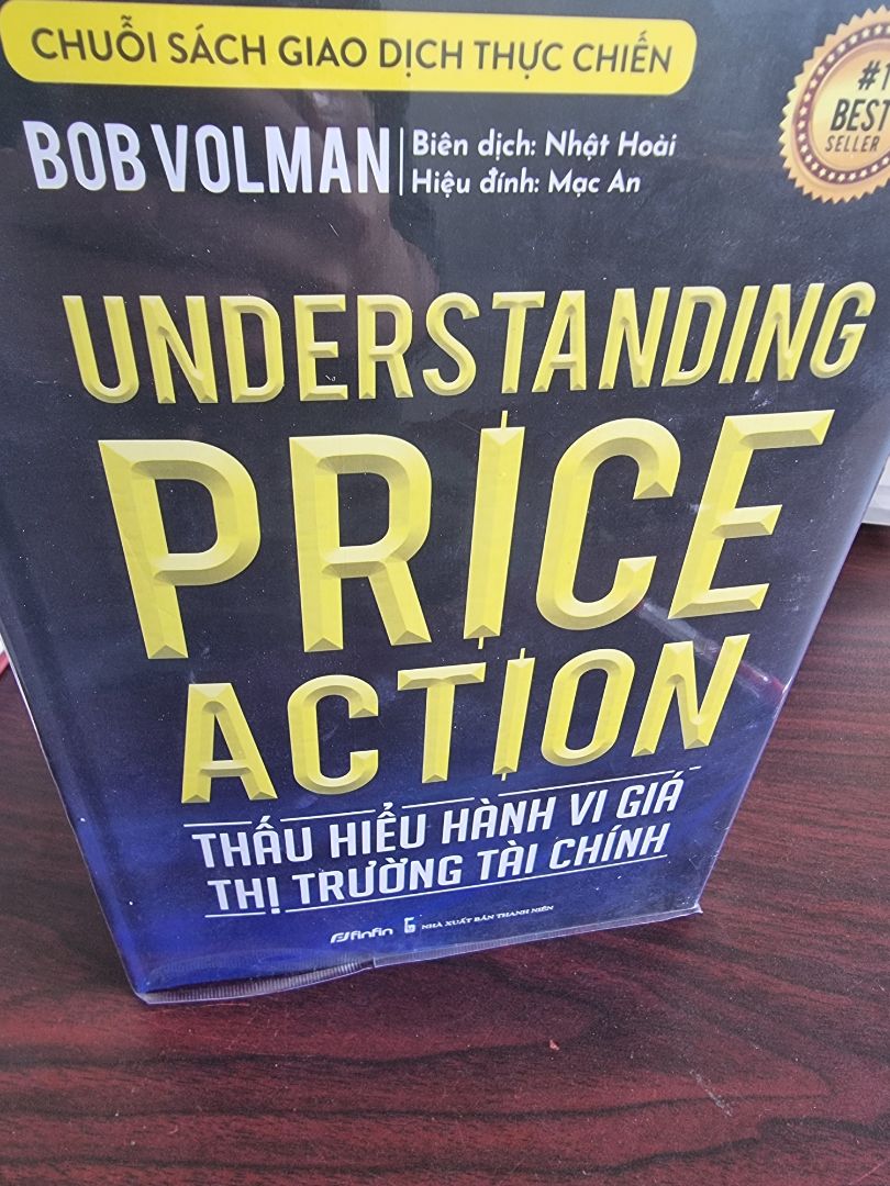 Đầu tiên là tiki giao hàng rất nhanh, chỉ 1 ngày là đã nhận được hàng. 
sách mô tả việc sử dụng, phân tích hành vi giá rất cụ thể
các trường hợp nên tránh giao dịch. cảm thấy các nguyên tắc khá đúng với những gì mình đã trải qua, những sai sót trong quá khứ cơ bản sau khi đọc sách thì đã tìm thấy nguyên nhân trong đó @@ 
rất cảm ơn đội ngũ biên tập