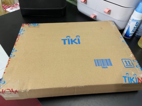 Tiki now luôn giao đúng hẹn, bọc kĩ. Sách mới còn seal. Nội dung thì cần có thời gian đọc để kiểm chứng.
Danh mục sách dành cho thiếu nhi song đọc sơ lược mình thấy ngôn từ còn nặng tính khoa học - chuyên ngành. Phải ít nhất học sinh cuối cấp 2 mới đọc hiểu được.