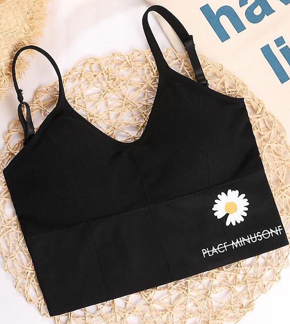 Mình mua màu đen. Nhìn ngoại quan thì áo giống hình, chất liệu dày dặn, đàn hồi tốt. Có điều không ôm lắm