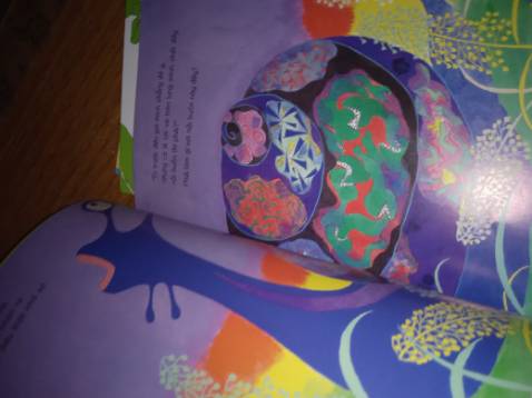 nội dung hay sách dày dặn chất lượng, cháu lớn tự đọc được rồi kể cho mng ngje