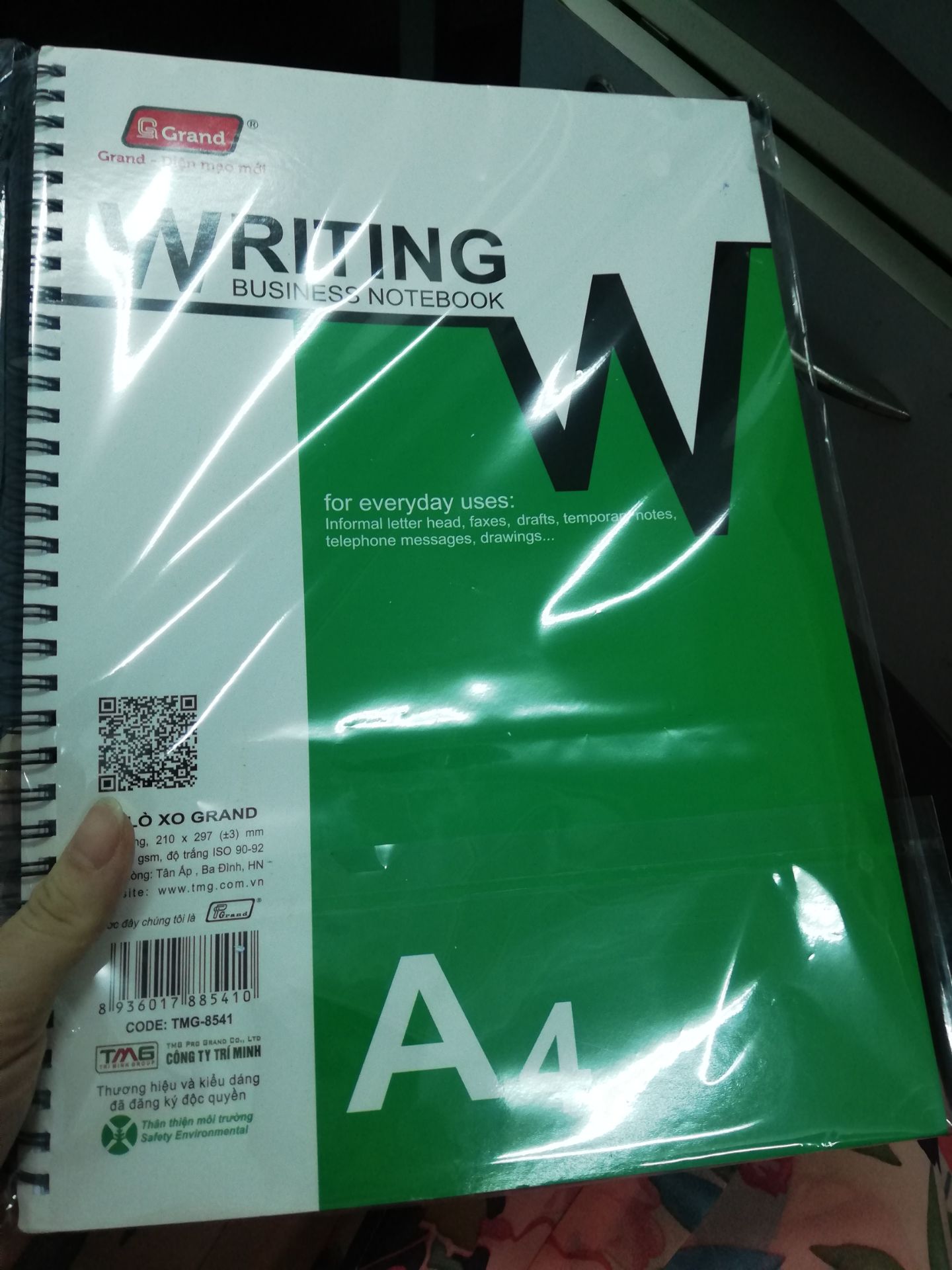 Sổ đẹp, giao đủ hàng, giao hàng cũng khá nhanh, đặt 2 ngày có