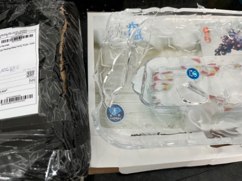 (*) Đánh giá không tính điểm
Mở ra thì khay thuỷ tinh đã bị vỡ. Buồn thật.