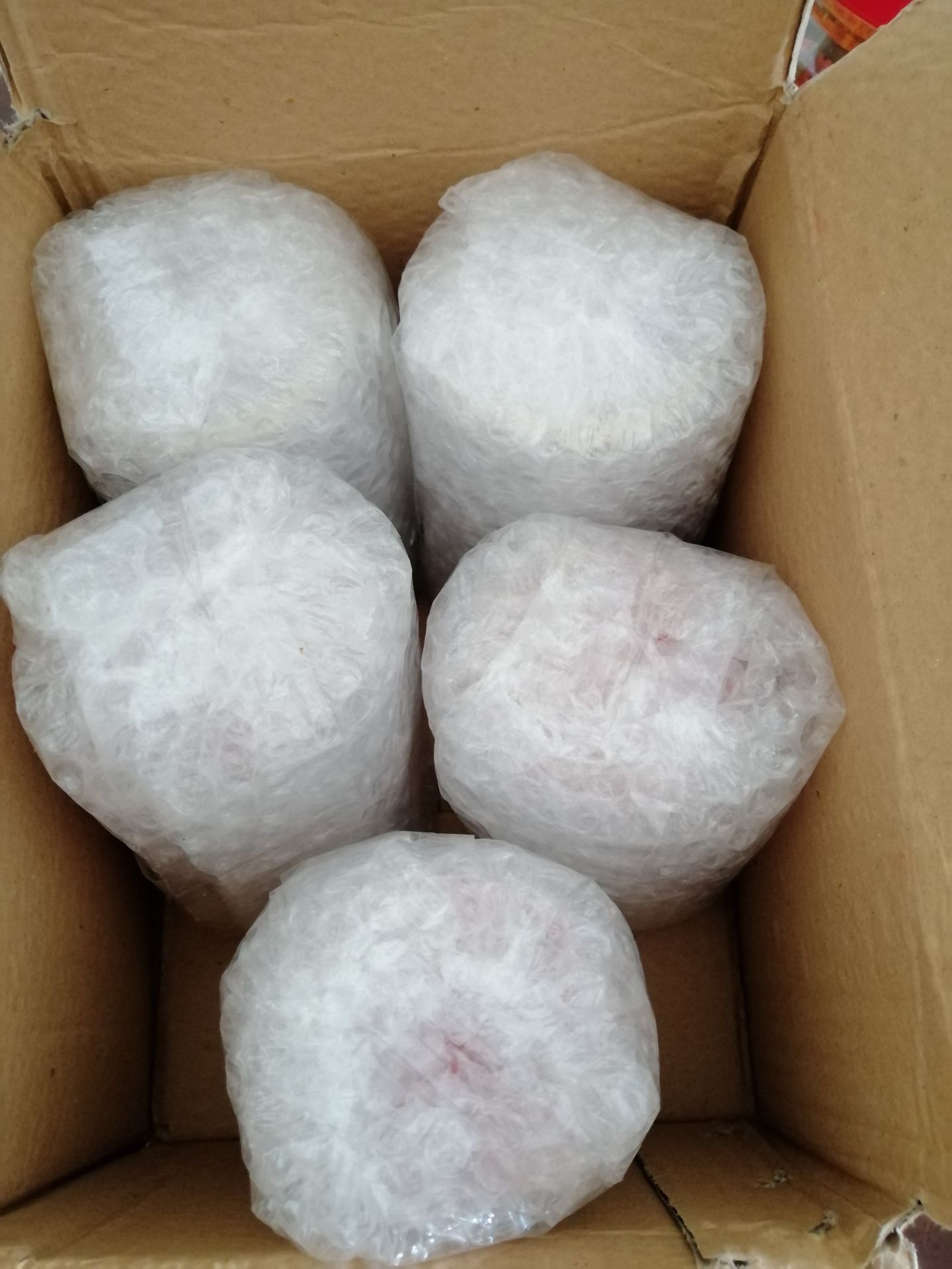 Sản phẩm như hình quảng cáo, giao hàng nhanh, đóng gói cẩn thận. Cảm ơn shop và Tiki.