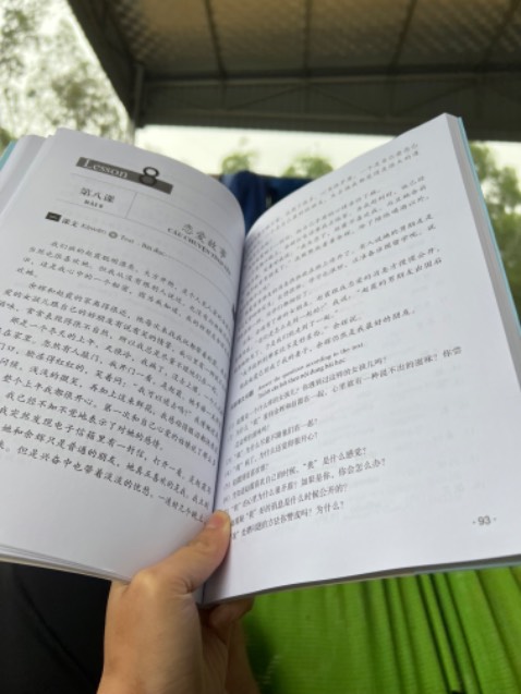 Sách đẹp, in ấn rõ ràng, mực nét, đóng gói vận chuyển kỹ càng