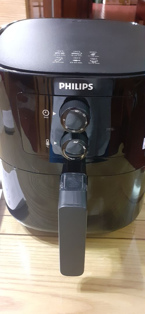 Cực kỳ hài lòng, nồi nhìn bên ngoài thì đẹp, chắc chắn, shop đóng gói cẩn thận,  chưa dùng nên chưa có kết luận cụ thể.  Thiếu bản hướng dẫn sử dụng, đề nghị shop sớm gửi thêm cho mình để làm theo đúng quy định nhé.