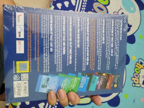 Sách đẹp và được đóng gói cẩn thận. Shipper giao hàng nhanh hơn quy định. Nhà bán với giá tốt. Sẽ ủng hộ lâu dài