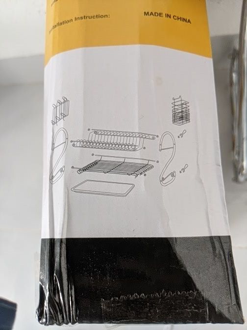 shop gởi sản phẩm bị lỗi, gãy thanh ngang, thiếu khay nước. Nhưng khi trao đổi lại bên shop thì nói sản phẩm ko có khay nước, vậy sao trên bao bì lại có ? Shop trao đổi như phũ trách nhiệm vậy. Quá tệ cho sản phẩm này. Lần đầu tiên tôi mua hàng trên tiki gặp phải trường hợp xấu này. Mọi người lưu ý.