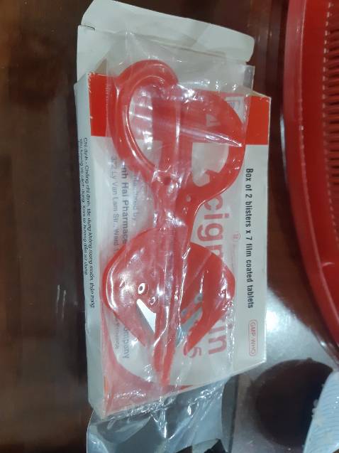 Giao hàng nhầm. Sau khi liên hệ shop đã xin lỗi và rất nhiệt tình hướng dẫn việc đổi trả. Uy tín!
