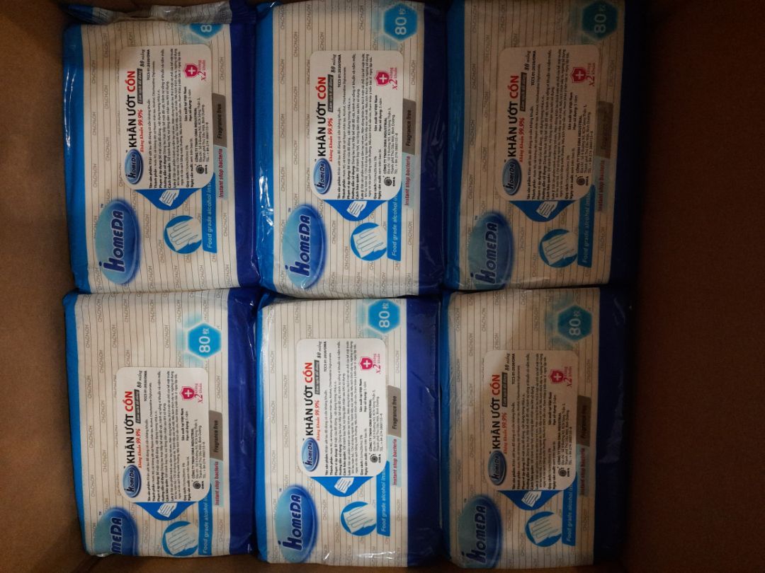 Cực kỳ hài lòng, đúng hàng mình cần tìm. Mùi cồn ko quá hắc, lau nhiều bề mặt, da tay lo cảm giác châm chích khi lau trực tiếp bằng tay. Rất tiện dụng. Chắc xài được 2, 3 tháng. dùng trong công ty. Tuy nhiên, Tiki giao hàng nhanh hơn thì hay biết mấy.