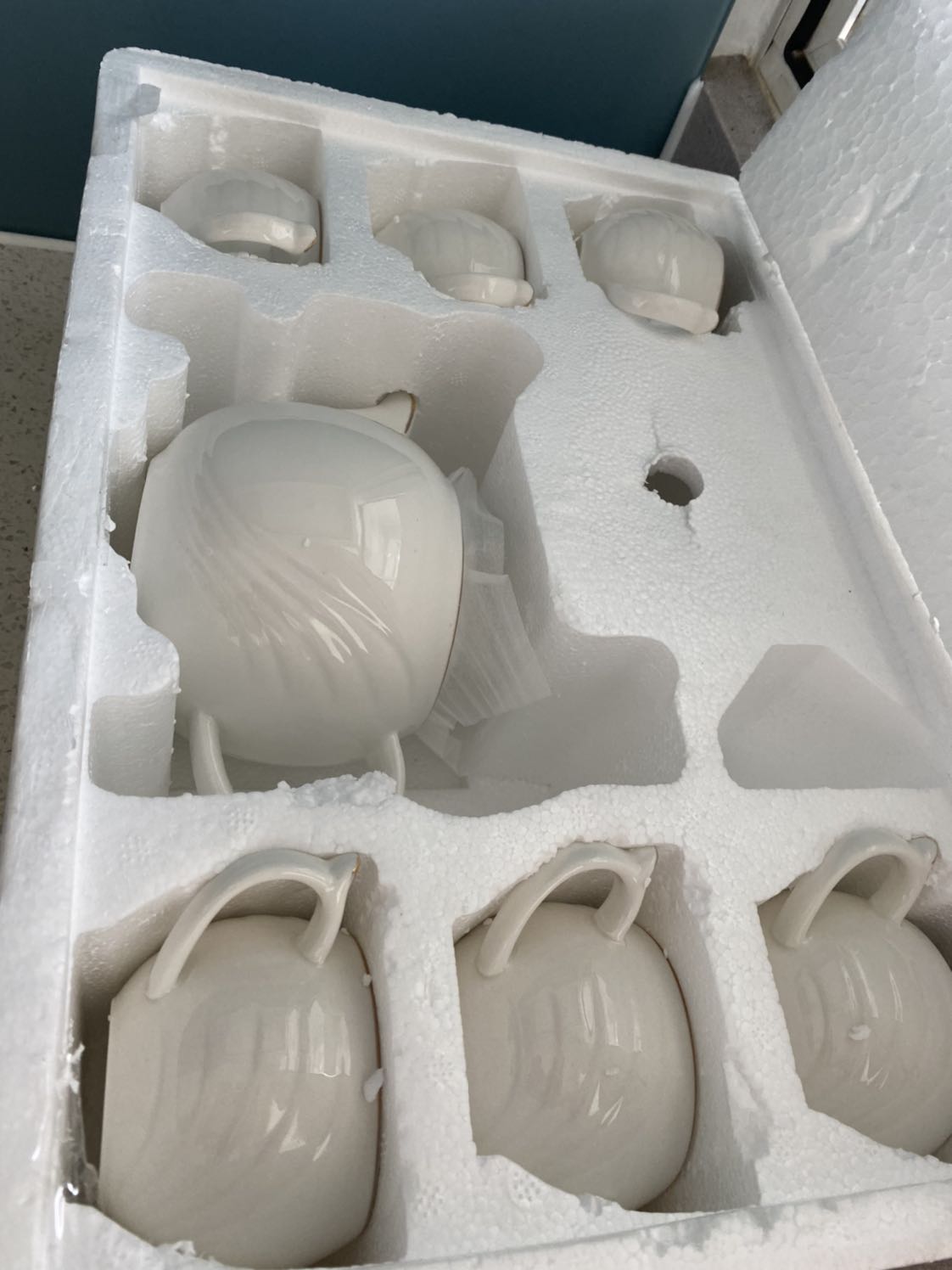 Giao nhầm sản phẩm cho mình Tiki đổi giúp