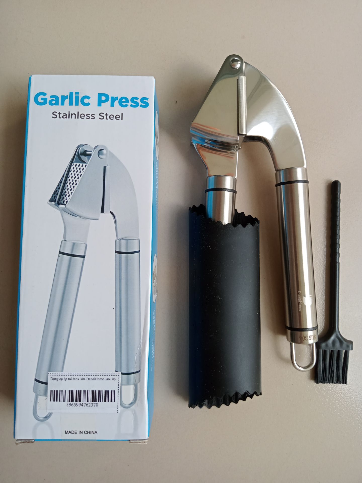 tôi rất thất vọng nhận xét của tôi không đăng hoặc ém xuống dưới không thể chấp nhận được shop dadihome , tôi đã xem nhận xét của nhiều người nên mua. nhưng mình mua rồi mới biết sai rồi.