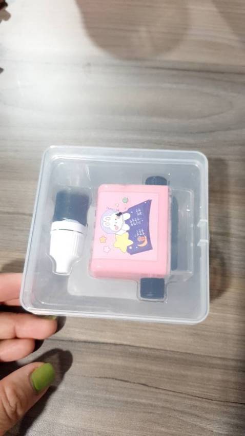 Mực rõ nét . nói chung thấy khá hợp lý nhà có bạn bắt đầu vào lớp 1 mua cái này mình thấy rất tiện