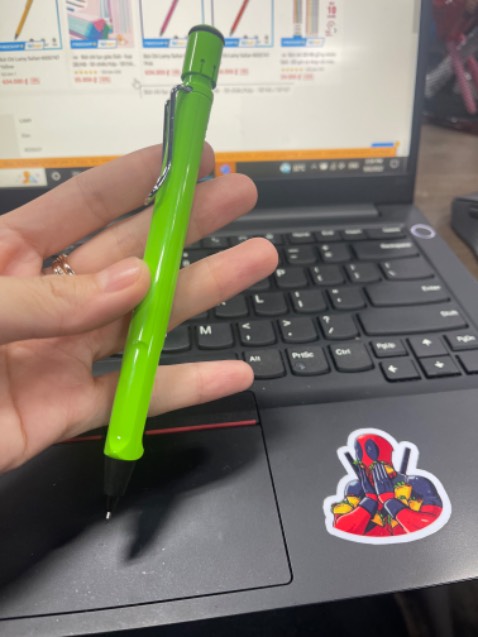 Bút ở ngoài màu sáng & ko đẹp bằng hình; shop đóng gói cẩn thận & giao hàng nhanh