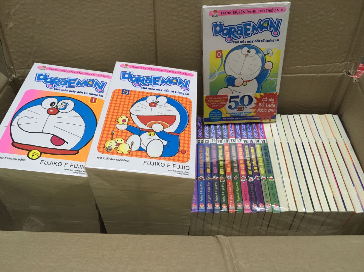 May mắn được Tiki tặng 500k nên tậu ngay nguyên bộ Doraemon này về như một vé tuổi thơ cho chính mình cũng như dành cho những đứa con của mình.
Cảm ơn Tiki nhiều vì giao hàng nhanh và đóng gói kỹ chắc chắn.