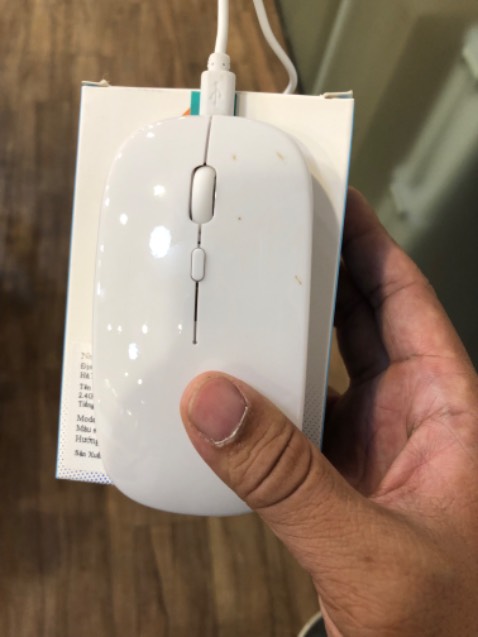 Chuột nhận bị trầy và dơ, đang cần gấp nên không trả hàng.