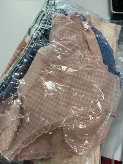 Shop giao nhầm hàng ko đúng với đơn đặt hàng