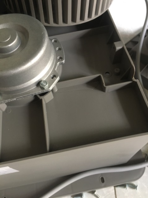 Cho 5 sao vì gửi đúng mẫu đặt, gửi từ Hà Nội vào đường xa quăng ném quá nứt cái lồng luôn, làm phải tháo ra đổ keo vào dán.