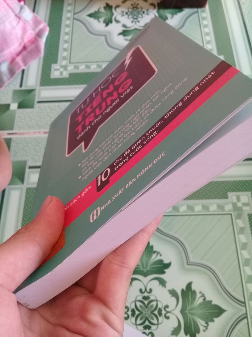 Khá ok nha mn , mn nên mua ạ mik cảm thấy sp rất tốt phù hợp vs người mới bắt đầu học ạ mình dành cho tiki 5 sao  vì .
1.Sp chất lượng khá tốt.
2. Giao hàng nhanh.
3.Anh shiper thì phục vụ rất tận tình có gọi điện dặn dò đồ này kia , còn có gửi cả tin nhắn nữa khá là tận tâm ạ.
4.Đóng gói kĩ càng rất đẹp sp ko bị co hay xếp góc ạ.
5.Em rất thích cách đóng gói và phục vụ của Tiki ạk.
 Có nhu cầu thì mn nên mua nhá ạ sp này khá là tốt và có vẻ rất đáng tiền .