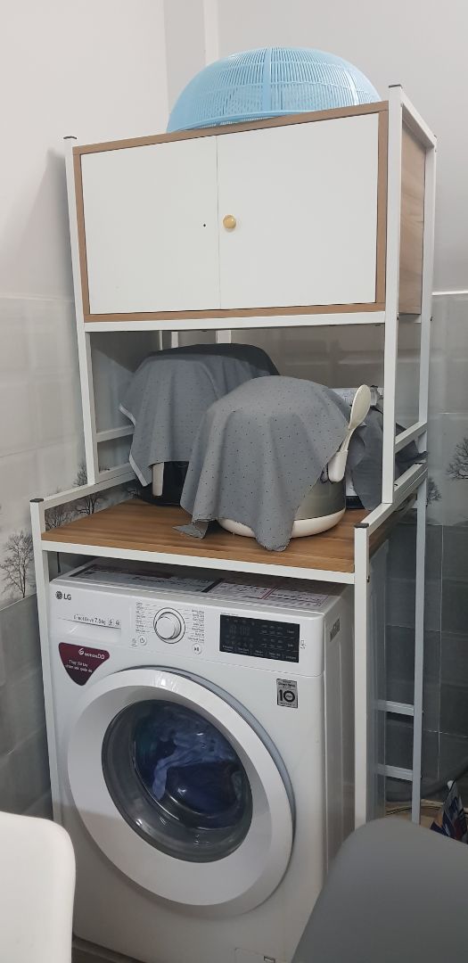 mình cho 5 sao luôn vì sản phẩm thiết kế đẹp, chắc chắn giải quyết dc vấn đề không gian nhà chật, kích thước đúng chuẩn , bên shop hỗ trợ người lăp đặt cho mình, trước 1 ngày giao hàng  shopđã báo cho mình biết . shop làm việc uy tín, khi anh lắp đặt báo thiếu 1 nút chỗ tay cầm mở cửa bên shop nhanh chóng phản hồi giao ngay cho khách. rất ủng hộ cách làm việc chuyên nghiệp.