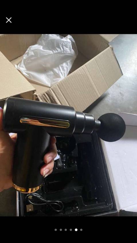 Máy đúng màu, đúng mẫu, cầm tay nhỏ xinh, shop đóng gói cẩn thận, giao hàng siêu nhanh( điểm cộng), ncl ưng, mua 2 cái tặng ông bà luôn