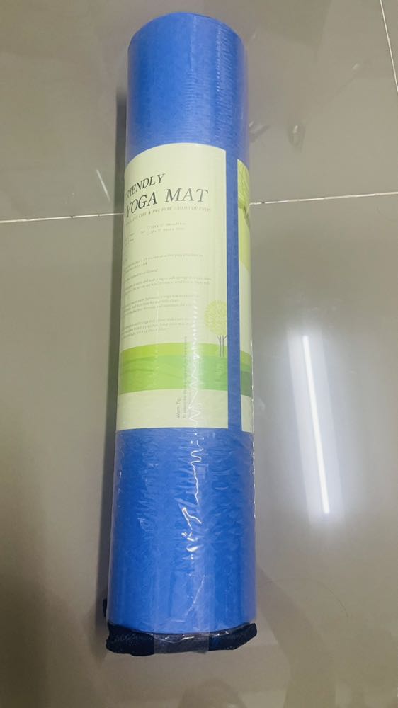 Giao hàng đúng hạn, thảm đẹp có túi đựng kèm theo