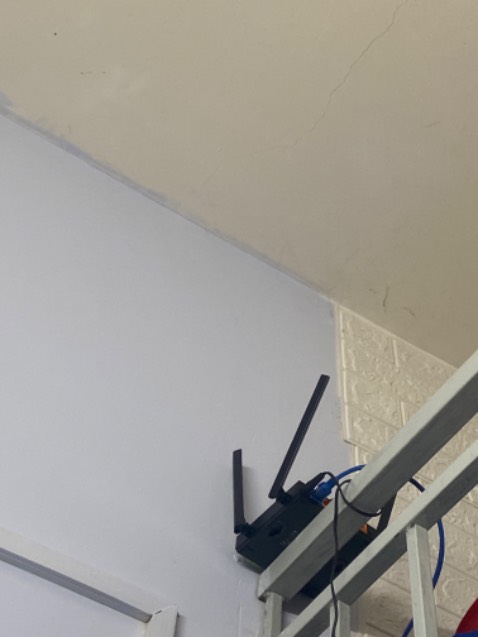 Trong thời điểm đặt hàng mình có mua hai bộ phát wifi này, mạng mạnh, xem được video 4K, ổn định, rất rất ok và xứng đáng với giá tiền nha, recommend mn mua, nhưng khu vực sử dụng nhỏ trong phòng  khoảng 15~20m2 thôi nên nếu khu vực to hơn mn cân nhắc ha, mình kéo mạng từ cầu thang đến phòng 2 chung dãy nha mn Trong thời điểm đặt hàng mình có mua hai bộ phát wifi này, mạng mạnh, xem được video 4K, ổn định, rất rất ok và xứng đáng với giá tiền nha, recommend mn mua, nhưng khu vực sử dụng nhỏ trong phòng  khoảng 15~20m2 thôi nên nếu khu vực to hơn mn cân nhắc ha, mình kéo mạng từ cầu thang đến phòng 2 chung dãy nha mn