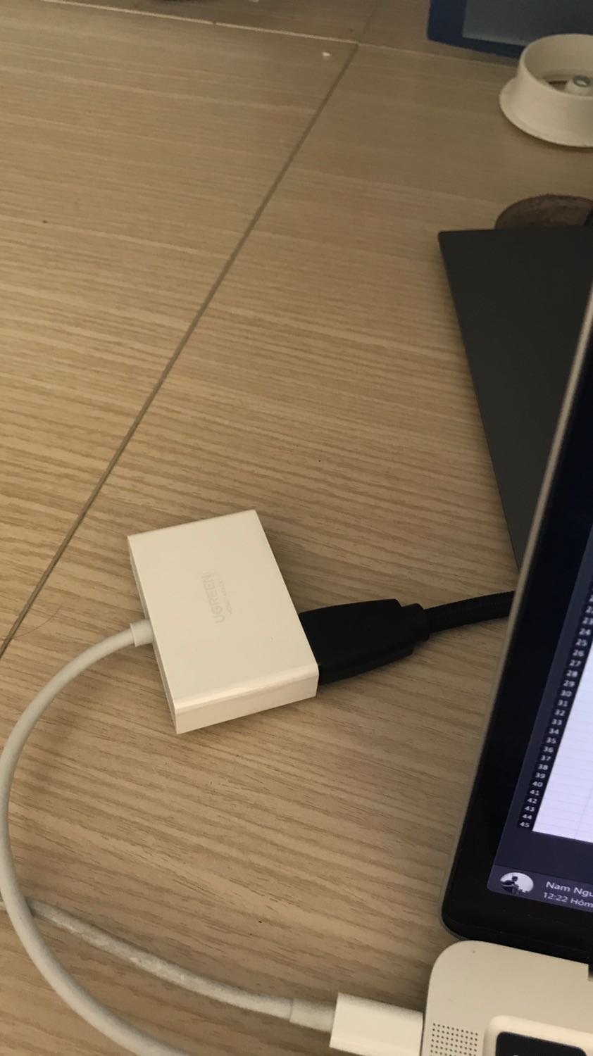 Dùng lâu không bị nóng như các hub khác, xuất màn hình ổn. Mỗi tội lúc mới mua cắm mãi không nhận, tưởng bị hỏng, không biết do M1 hay do hub. Nhưng giờ thì ok rồi