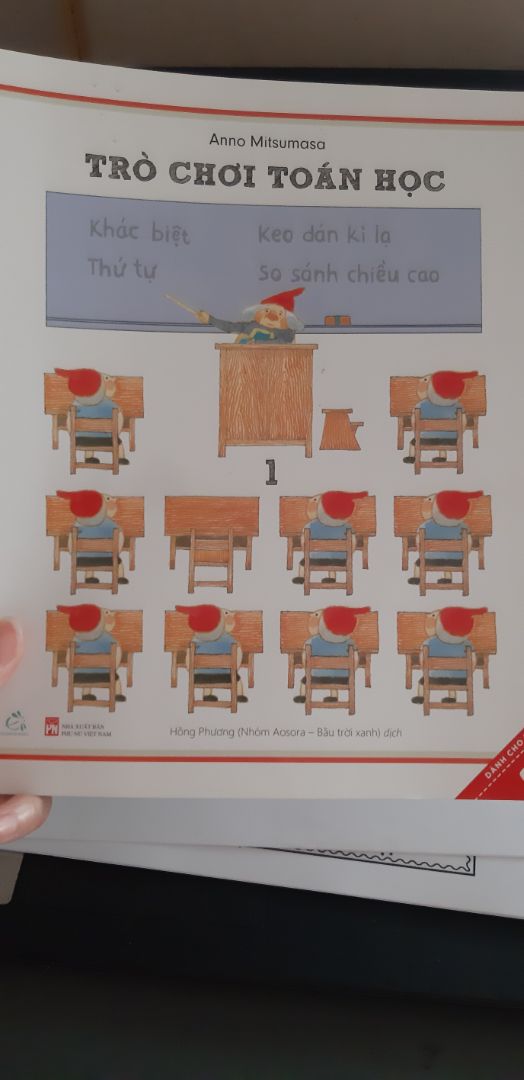 Về nội dung sách thì mình không có gì để chê : những câu chuyện về toán học rất gần gũi xung quanh mình mà nhiều khi mình không để ý đến. Nói chung là sách rất hay!