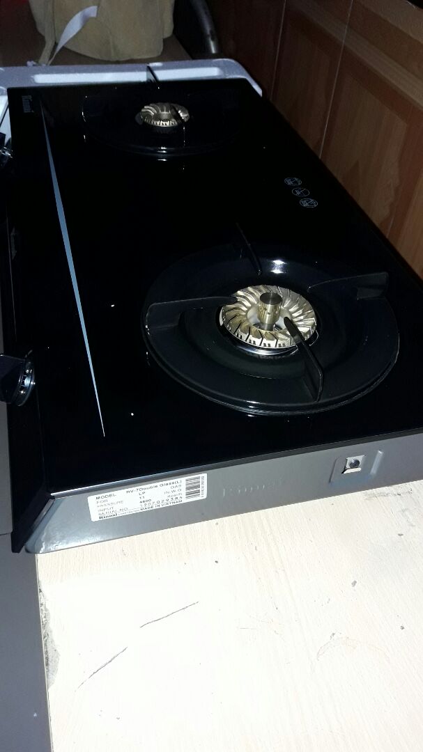 sản phẩm đẹp, đóng gói chắc chắn, hệ thống đánh lửa nhạy, rất ok. lửa xanh và đều. Rất đáng mua. Thanks Shop.