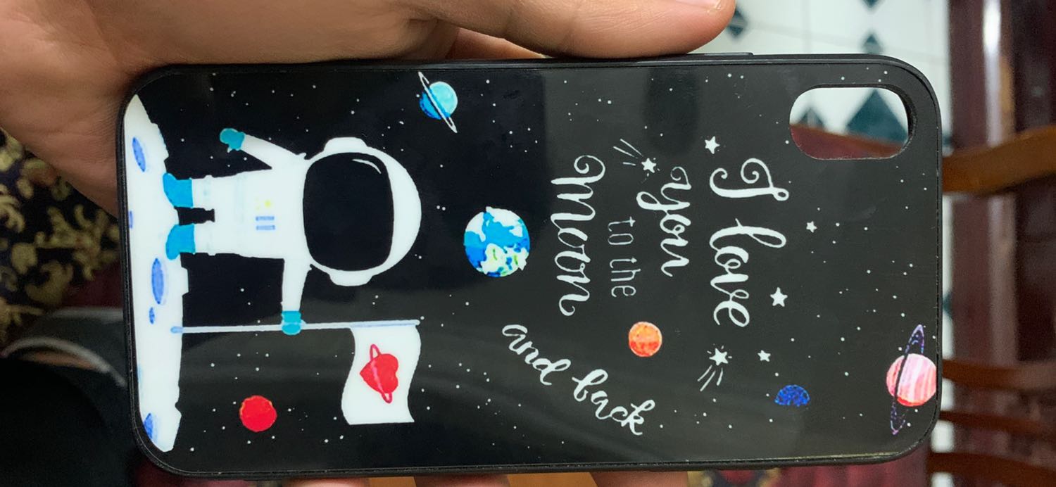 Ốp lưng điện thoại rất chắc chắn mà còn đẹp mắt nữa sẽ còn ủng hộ shop dài dài