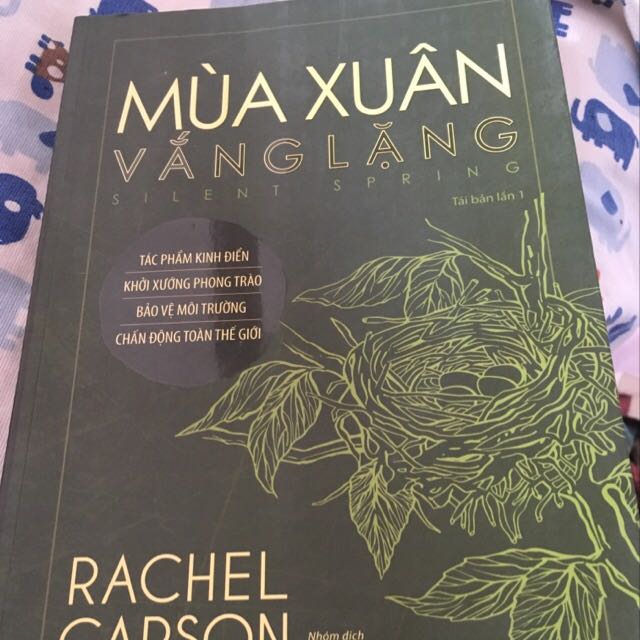 Sách hay, giao hàng nhanh. Nhưng hoi cũ và bụi. Nội dung hấp dẫn cho những ai quan tâm đến vấn đề môi trường.