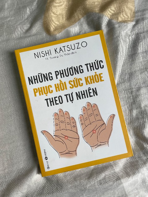 Sách được nhiều người giới thiệu nên muốn mua tham khảo.
Về chất lượng sách và giấy khá ổn.
Giao hàng nhanh, vận chuyển đóng gói ổn.