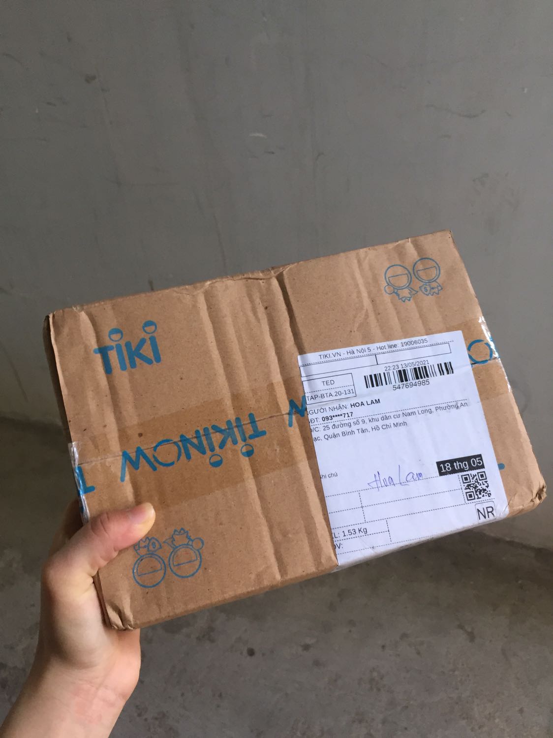 Mua combo 2 cuốn, mà cuốn homo deus chưa được bọc bao nilon, nhưng mà trông cũng mới tinh. Ổn ạ