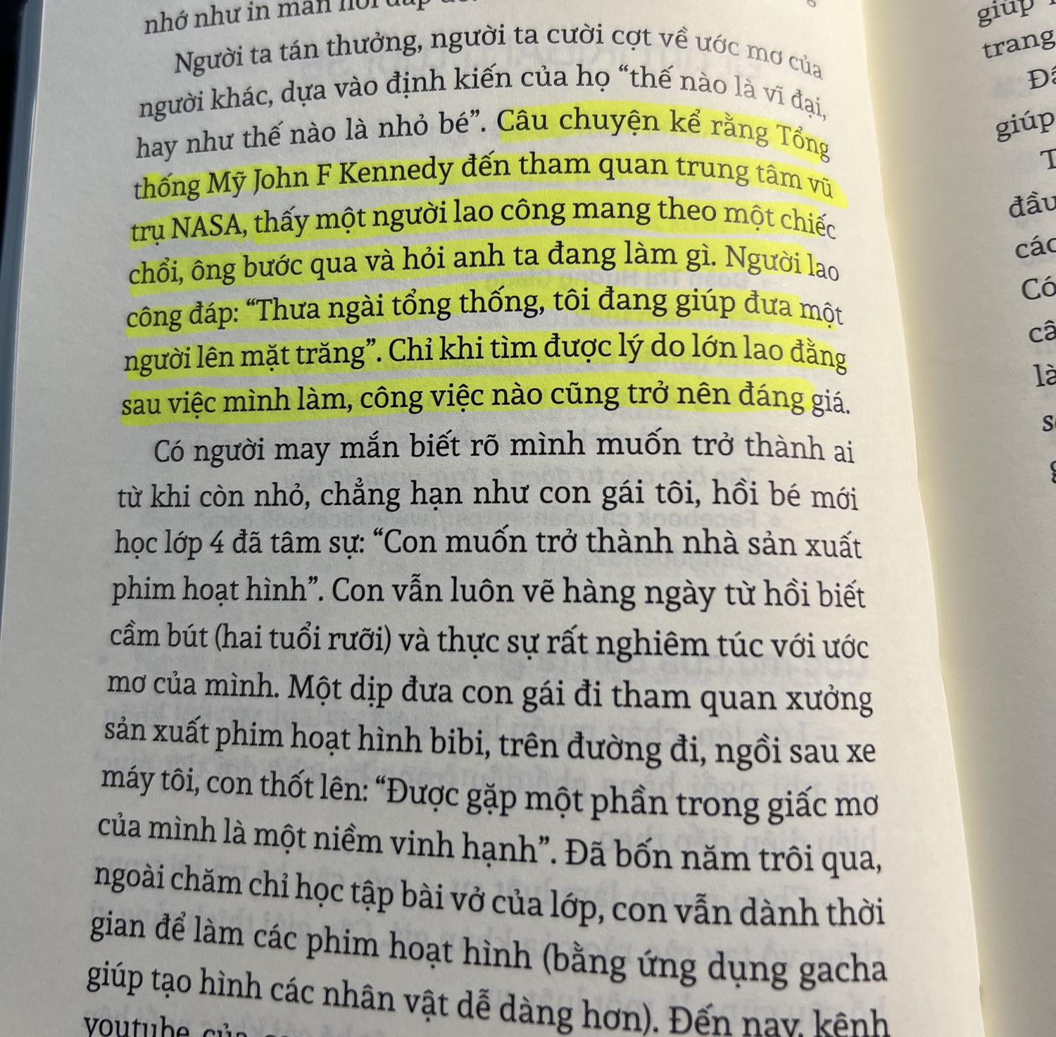 Những câu truyện được các tác giả kể lại thật là thú vị và bổ ích, là nguồn tài liệu quý giá để chúng ta tham khảo và tránh được sai lầm thủa ban sơ khởi nghiệp ạ