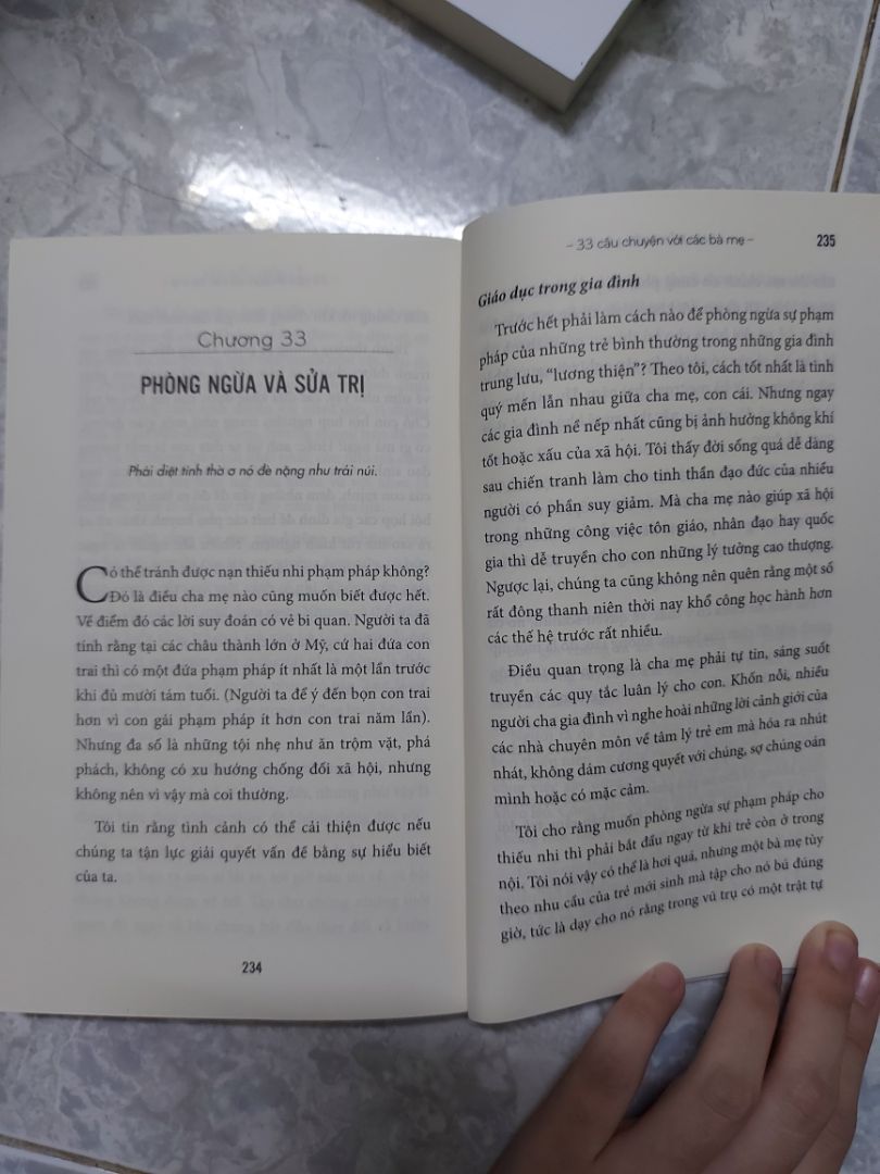 Chưa đọc nhưng mình có chụp mục lực và 1 số trang cho câc bạn tham khảo.