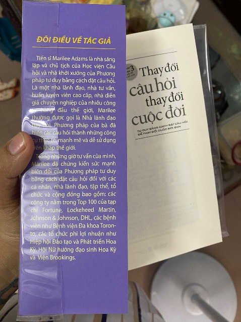 Sách mình chưa đọc. Vừa nhận hàng. Bookcare bọc rất xấu. Mình dùng bookcare từ 2019 đến giờ, chưa bao giờ xấu như này. Tiki nên lưu ý hơn