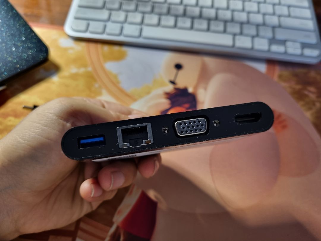 Mình đã mua xài gần được 1 tháng, dùng kết nối macbook với màn hình Dell qua cổng hdmi. Đường truyền ổn định, gần như không có thời gian trễ giữa hai thiết bị khi kết nối.

Trước đó có mua cái rẻ hơn tầm 1***k nhưng không kết nối được. Có vẻ nhưng trong trường hợp này thật sự là tiền nào của đó.