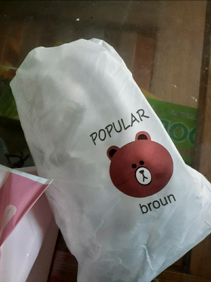 bọc có dây thun nên bọc vào đĩa hay tô bát gì cũng đc, rất tiện, từ giờ k lo để đồ ăn trong tủ mà thiếu nắp, shop tư vấn rất thân thiện, nhiệt tình, đonga gói sp đẹp. nên mua ạ