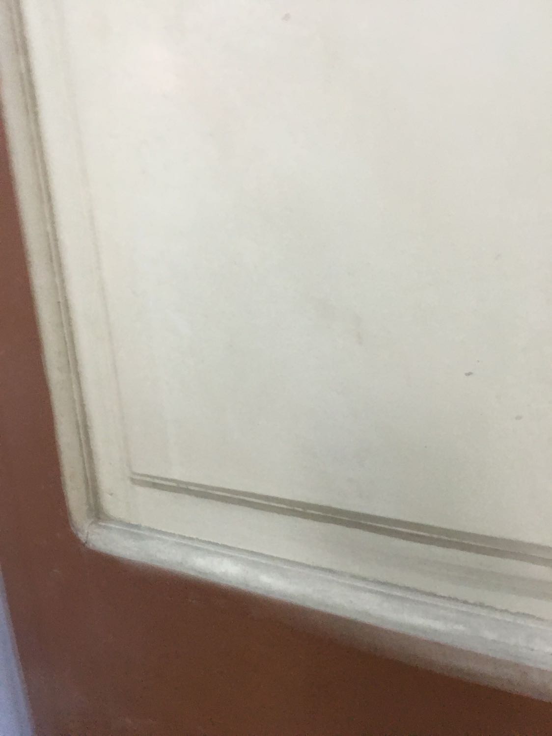 Rất đẹp. Nhận hàng mà ưng ý quá trời quá đất luôn. Tiki bán hàng rất tin tưởng. Đẹp về mẫu mã. Đồng hồ rất nặng, sáng bóng, dây mềm mại, rất êm tay. Hàng chất nên rất hài long, sản phẩm có phiếu bảo hành. Hộp chính hãng, đóng gói chắc chắn. Cho shop năm sao nhé, chúc shop buôn may bán đắt. Sẻ ủng hộ thêm cho shop