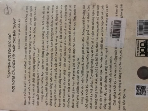 Được biết về chủ nghĩa Khắc Kỷ qua Instagram của Tóc Tiên, recommend đúng quyển này luôn nên là hứng thú và mua ngay về đọc. Đúng là đang trong giai đoạn tìm một triết lý sống cho bản thân thì mọi thứ lại đưa đến tìm ngay và đọc ngay cuốn này. Khá là hay đó nhé!