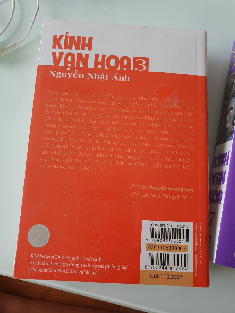 Mình đặt kính vạn hoa tập 9 nhưng shop giao nhầm tập 3 đề nghị đổi lại hàng