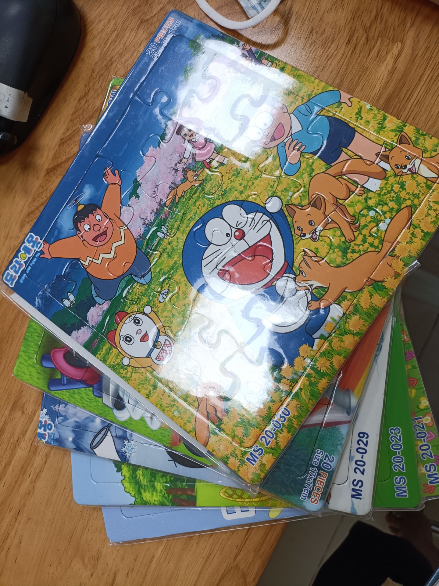 mình đặt 3 bộ mà Tiki giao có 1 bộ. kiểm tra lại giúp mình. đơn hàng 631256568