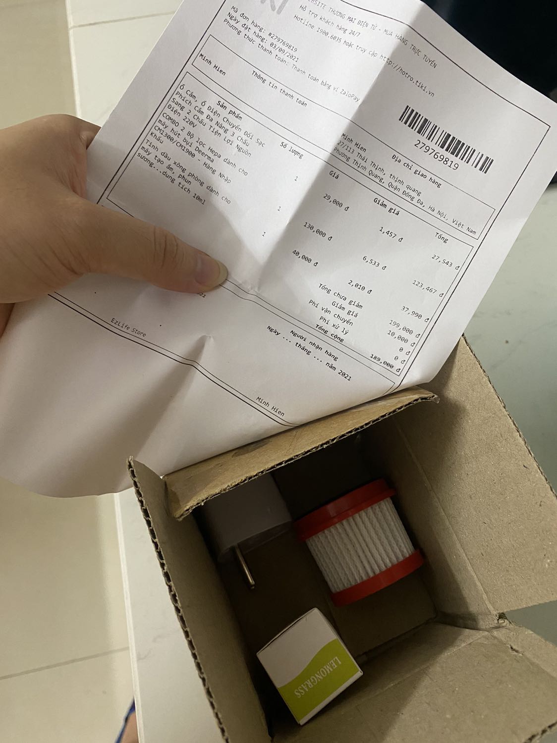 Shop giao thiếu hàng. 
Đặt hàng tiki hai lần mà toàn thiếu hàng vậy trời
Thiếu chiếc lọc Hepa