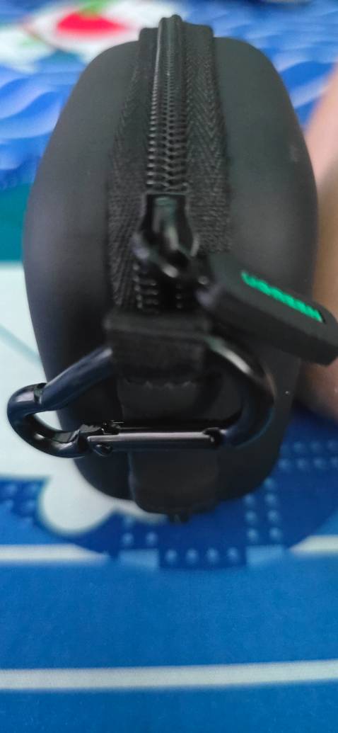 Đặt hàng thì hai dây kéo khi nhận hàng có một sợ dây kéo