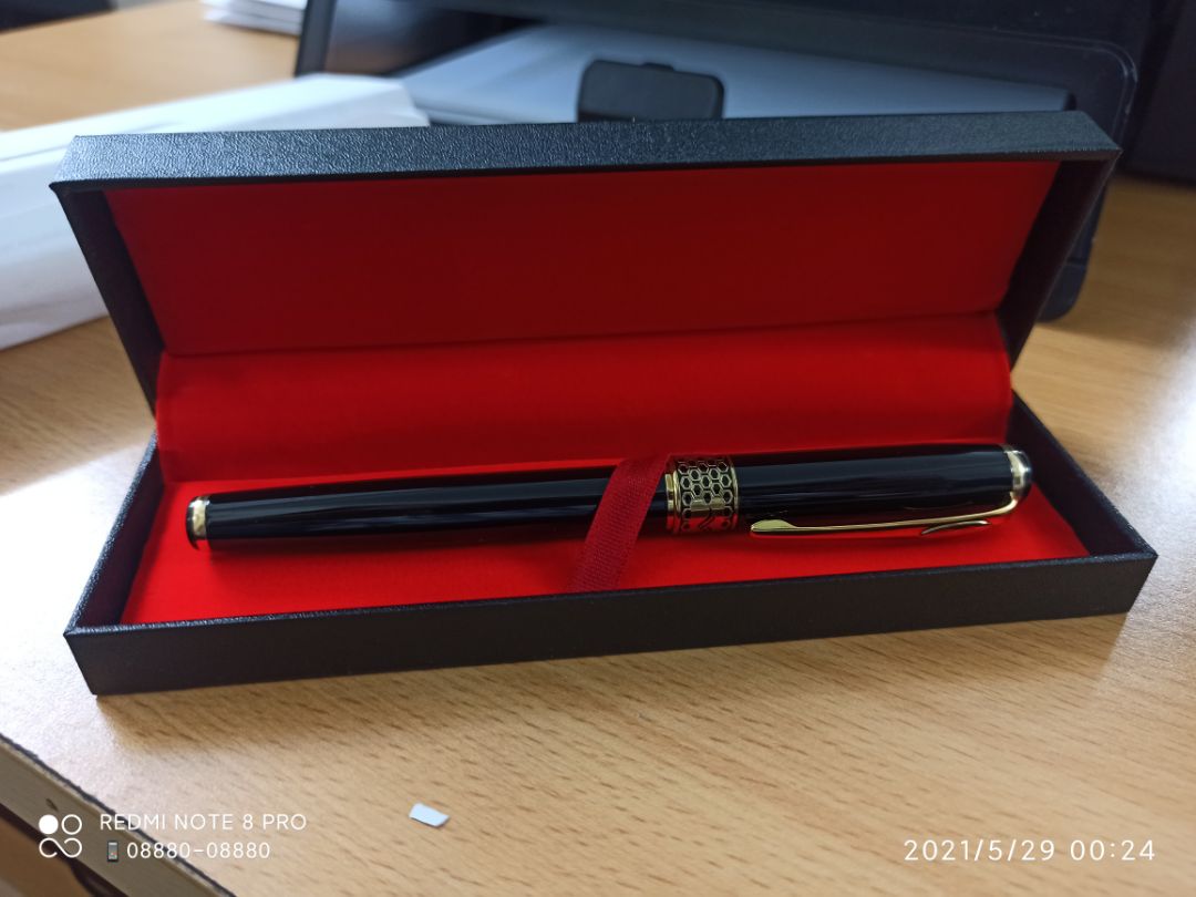 Chất lượng hoàn thiện sản phẩm rất tốt, bút viết đẹp, ký rất mềm mại.
Thời gian giao hàng nhanh, giá khuyến mại rất tốt. Chất lượng hoàn thiện sản phẩm rất tốt, bút viết đẹp, ký rất mềm mại.
Thời gian giao hàng nhanh, giá khuyến mại rất tốt.