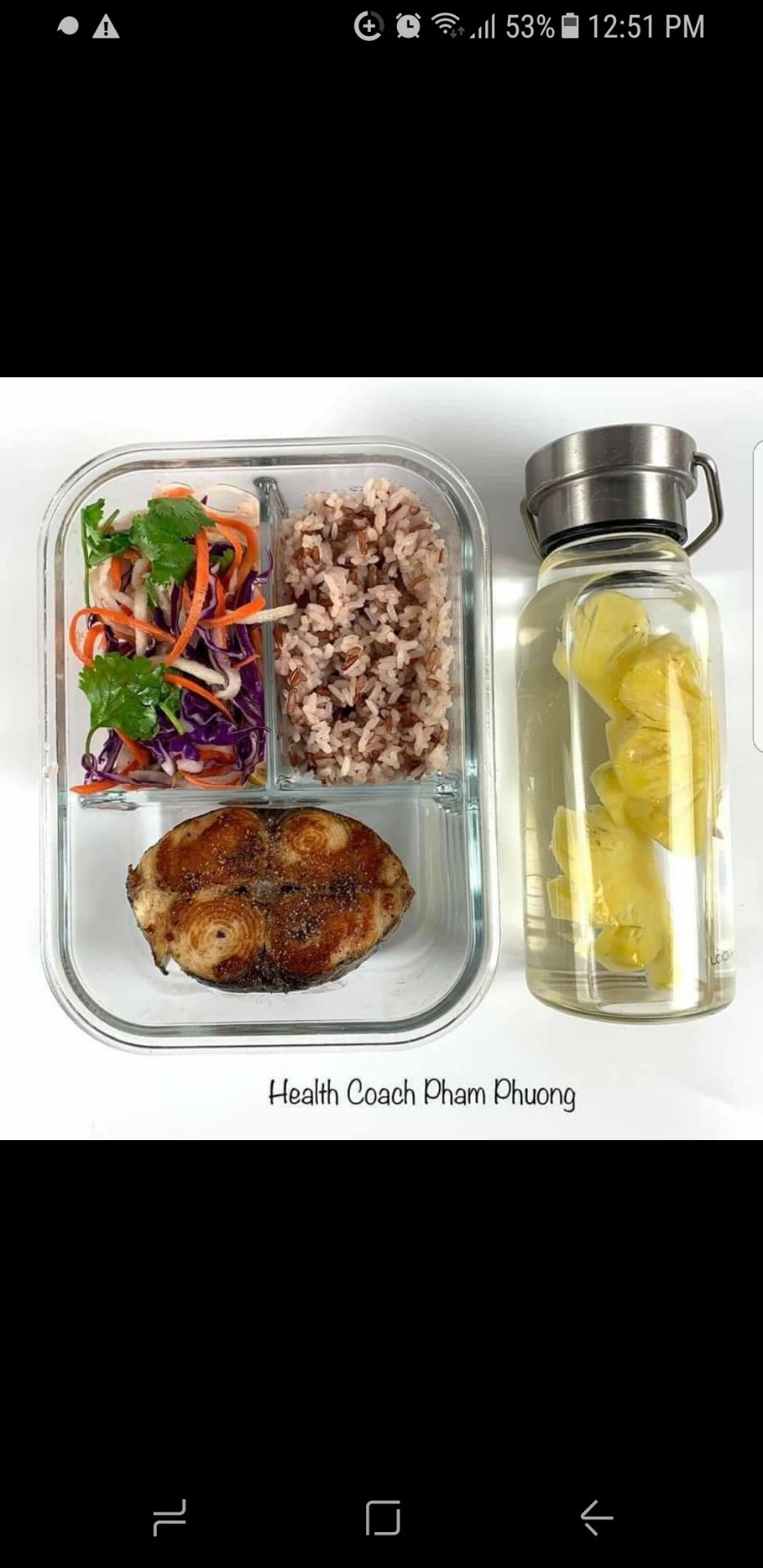 rất thích sản phẩm. nhỏ vừa đúng ý, bỏ túi rất tiện. khi xịt cảm giác mát da, nhẹ da rất tốt.