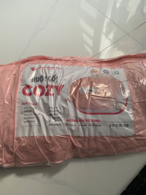 Giao nhanh, đóng gói đẹp, hút chân không tốt, gói im độ đàn hồi tốt, vỏ gối dạng vải lụa. Oke tốt ! Sẽ ủng hộ tiếp gói và nệm của Thuần Việt !